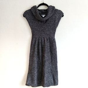 Grey / Sweater Dress / Short Sleeves / Cowl Neck / Size: Small / Fit & Flare